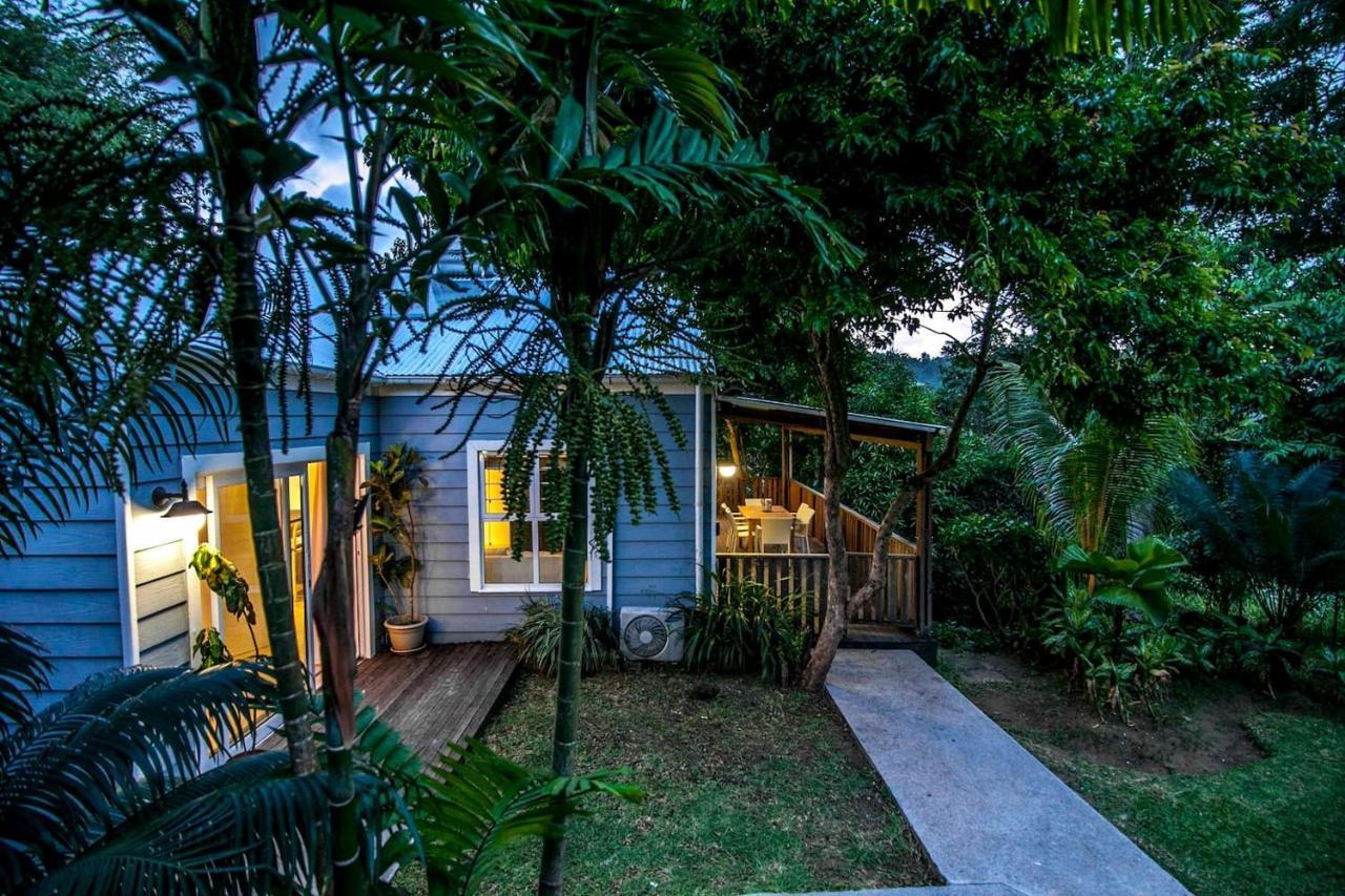 Red Coconut Self-Catering Apartamento Baie Lazare  Exterior foto